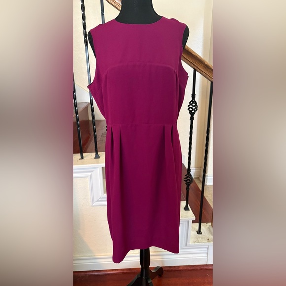 LOFT Midi Dress - Picture 1 of 11